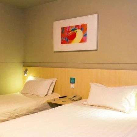 Jinjiang Binzhou Huanghe 4Th Road Hotel Esterno foto