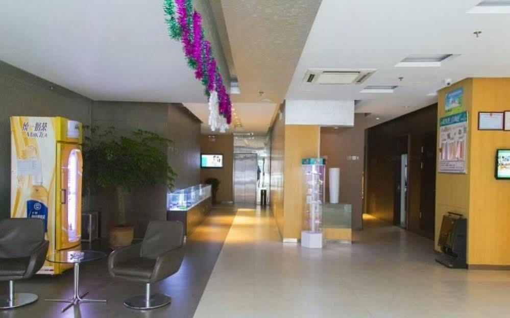 Jinjiang Binzhou Huanghe 4Th Road Hotel Esterno foto
