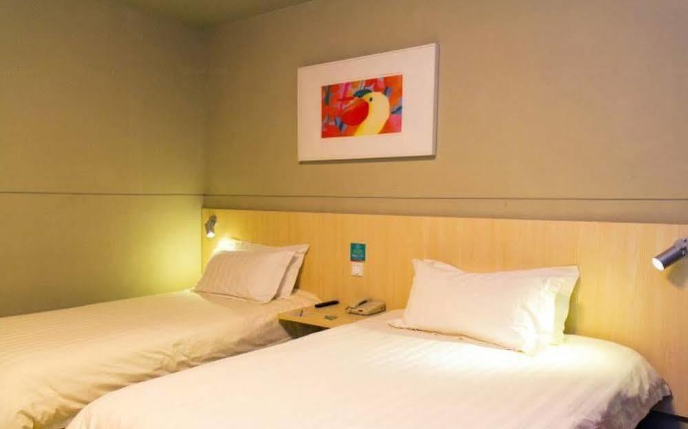 Jinjiang Binzhou Huanghe 4Th Road Hotel Esterno foto